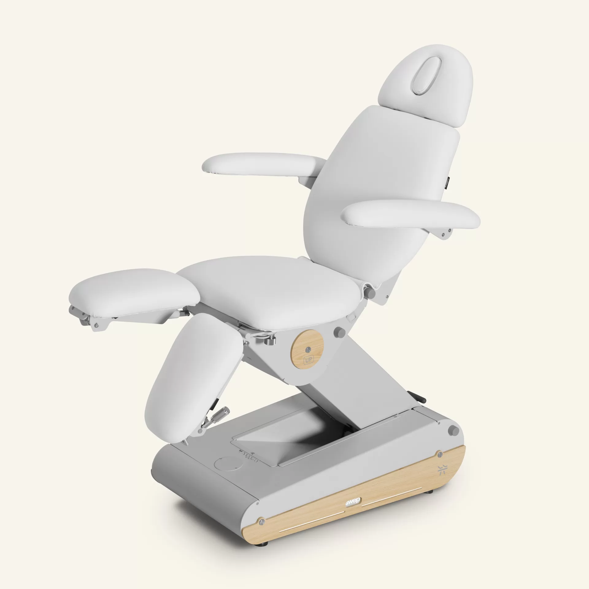 ПЕДИКЮРНОЕ КРЕСЛО Р150М EL SOBERANO DEL ESTILO