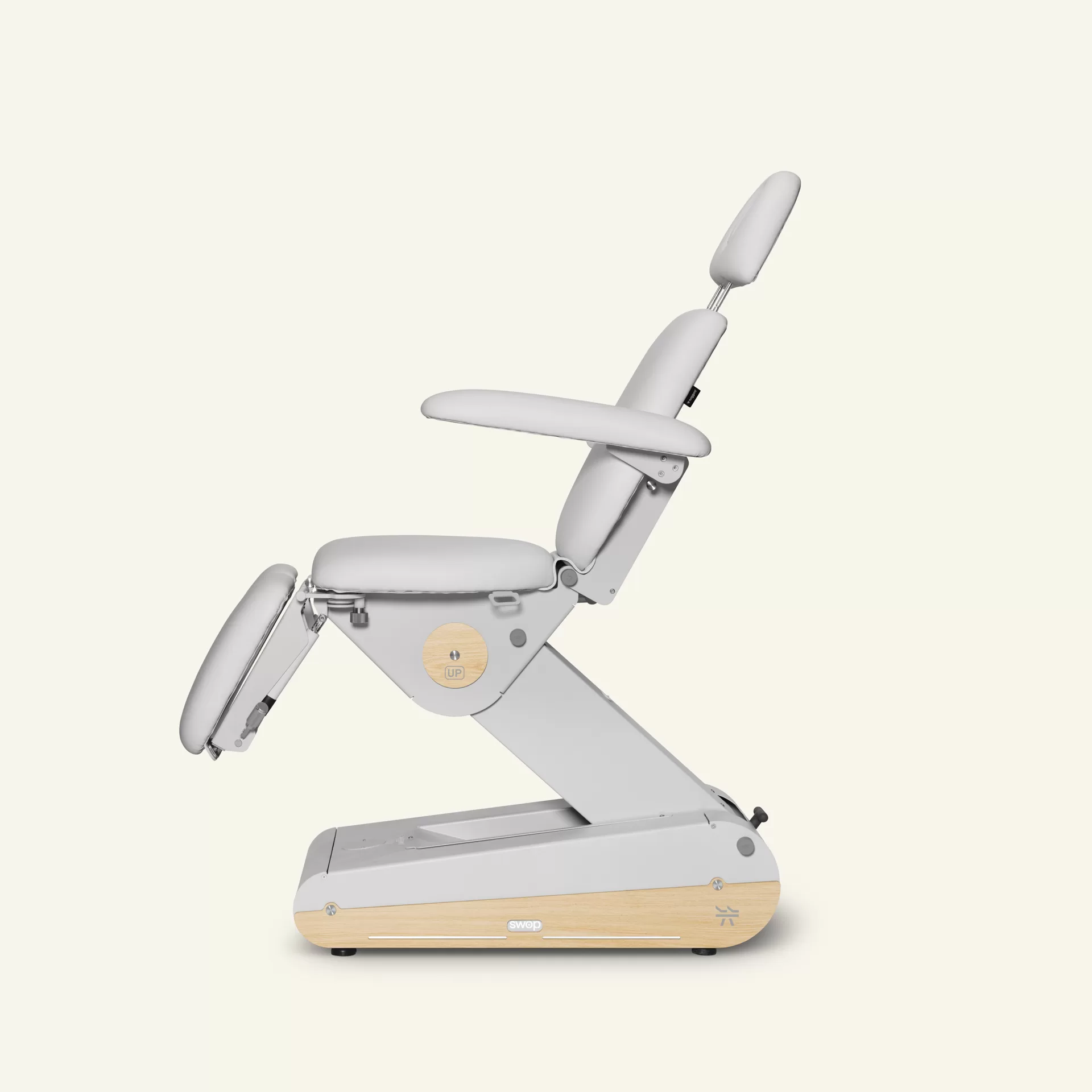 ПЕДИКЮРНОЕ КРЕСЛО Р150М EL SOBERANO DEL ESTILO